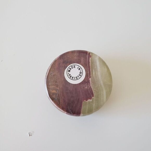 Pakistan Onyx Egg Stone with Vase - 4" Tall - Picture 8 of 12